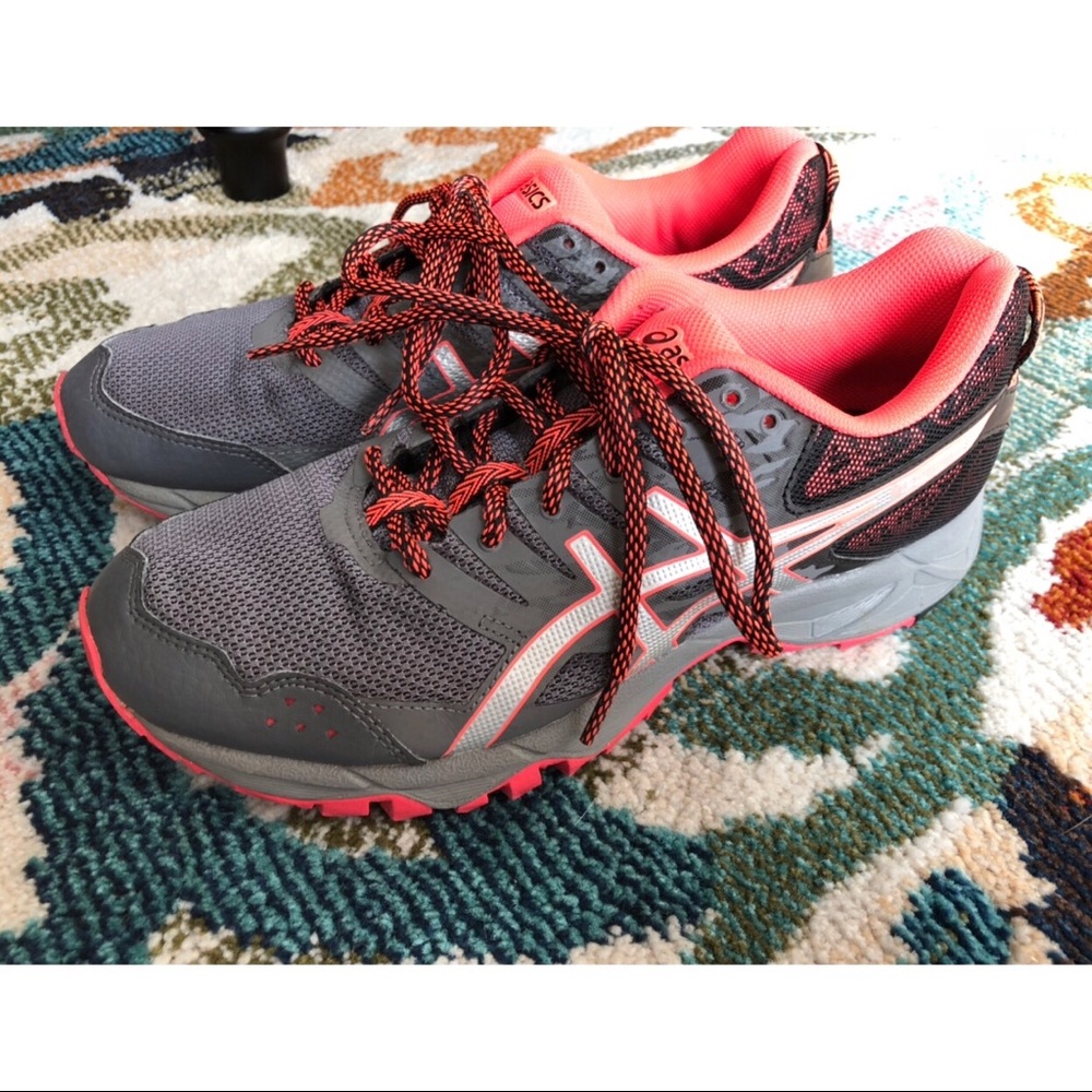 ASICS Gel Sonoma 3 Silver/Diva Pink Sneakers- 8.5